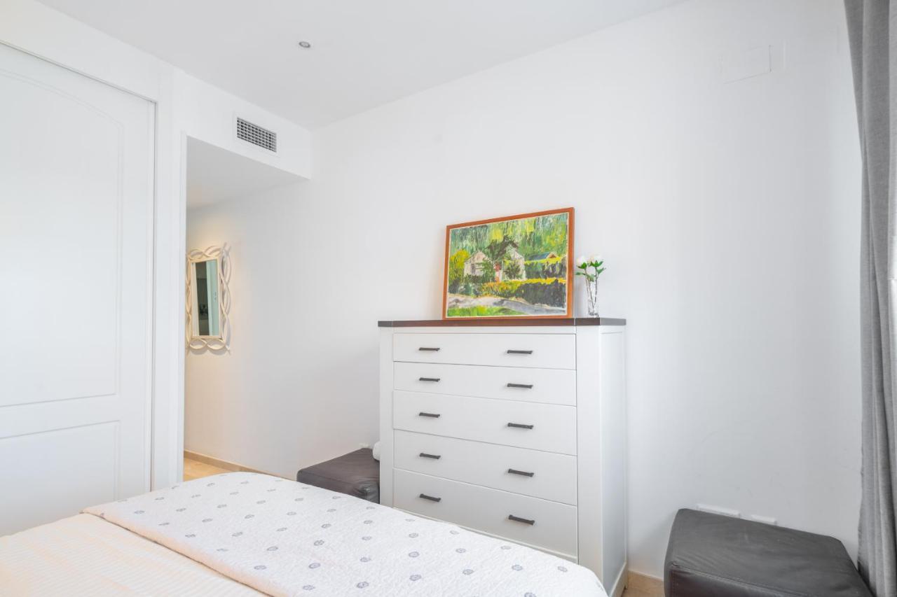 Apartamento Atico 2 Terrazas Junto Al Mar By Rent Me Estepona