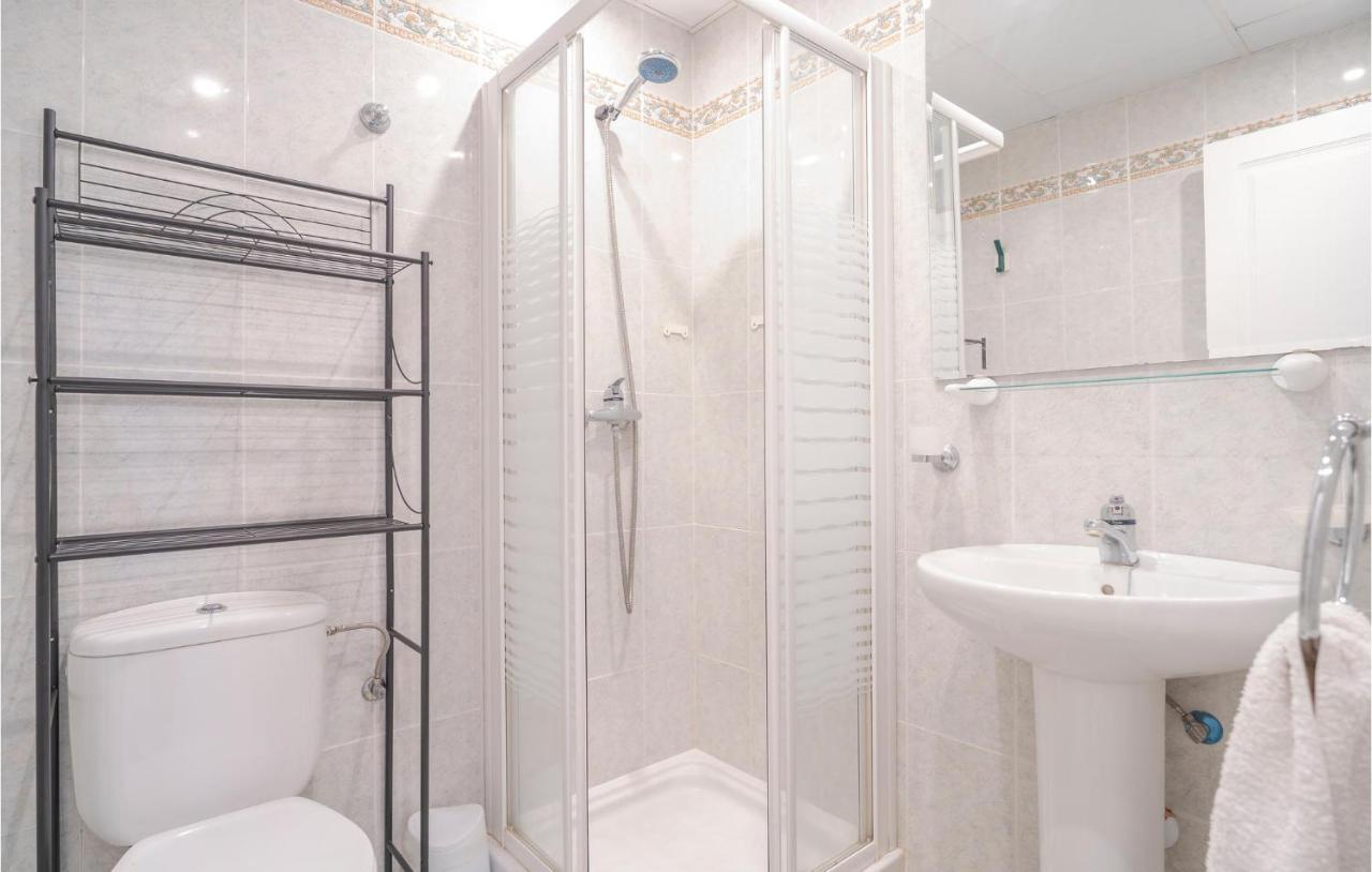 Apartment 2 Bedroom Awesome In Estepona