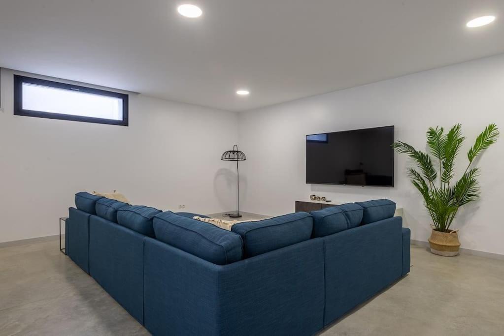 Villa Casa Innes: Entire 5 Bed Modern Villa. Pool. Valle Romano