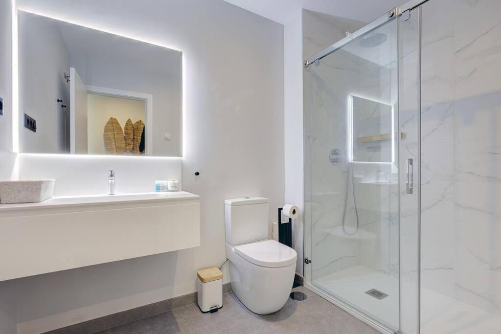 3 Bedroom Ground Floor @ Hills! *
