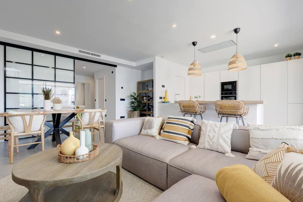 Apartment 3 Bedroom Ground Floor @ Hills! Estepona