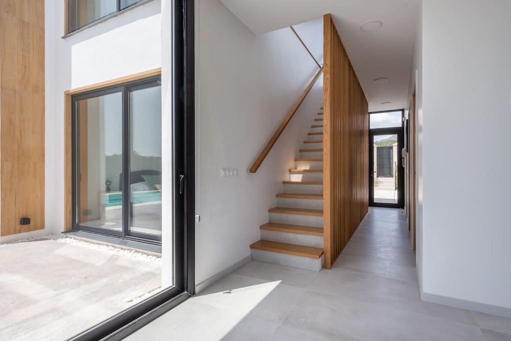 Casa Innes: Entire 5 Bed Modern Villa. Pool. Valle Romano *