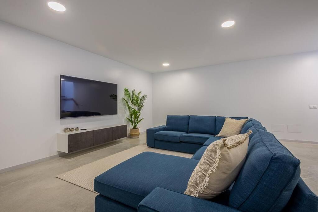 Villa Casa Innes: Entire 5 Bed Modern Villa. Pool. Valle Romano Estepona