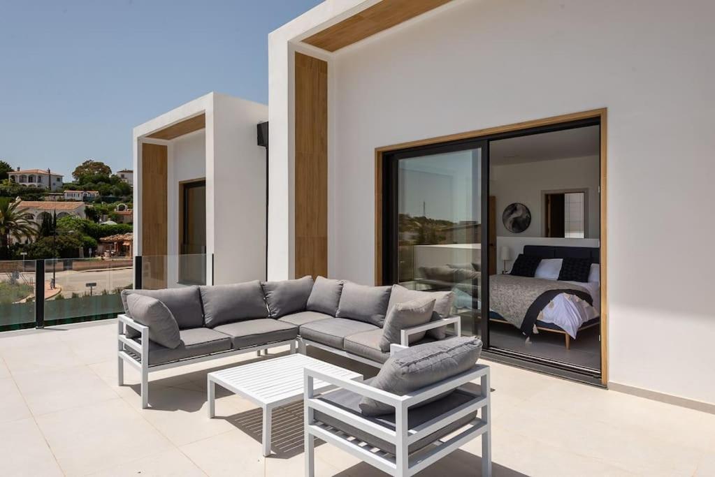 Villa Casa Innes: Entire 5 Bed Modern Villa. Pool. Valle Romano *