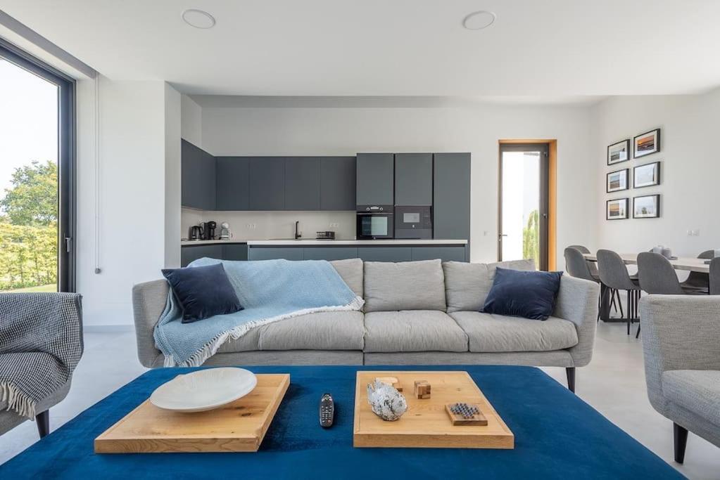 Casa Innes: Entire 5 Bed Modern Villa. Pool. Valle Romano * Estepona