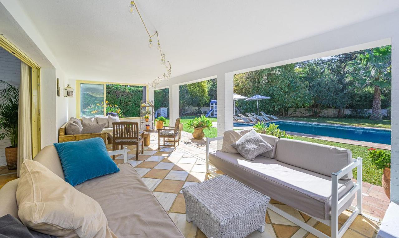 Villa Banus 10 Minutos *