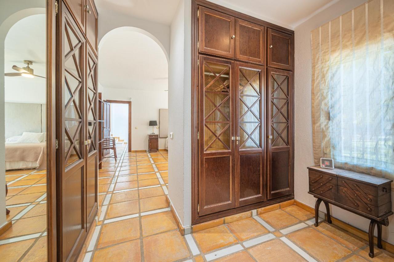 Villa Banus 10 Minutos *
