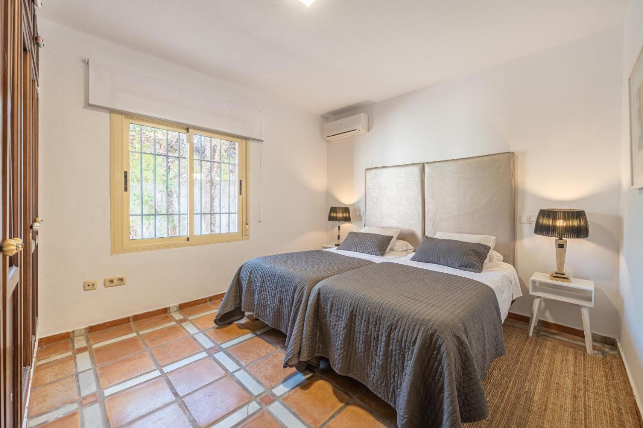 Villa Banus 10 Minutos
