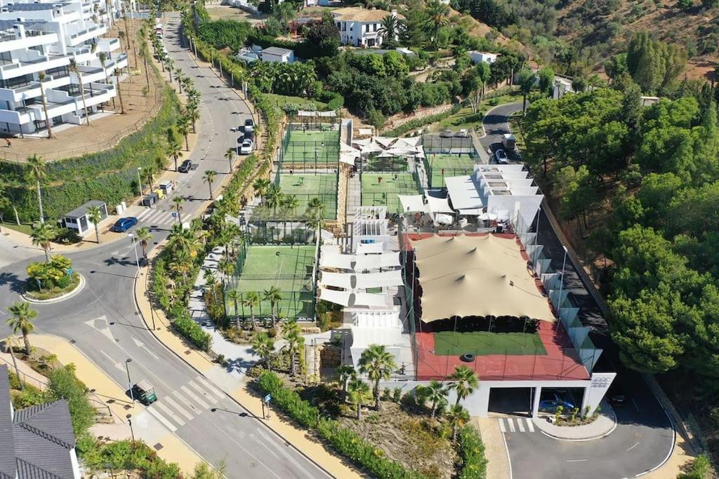 2 Bed At Hills With Great Sea Views! * Estepona