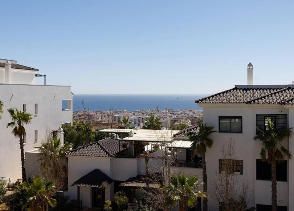 2 Bed At Hills With Great Sea Views! Estepona