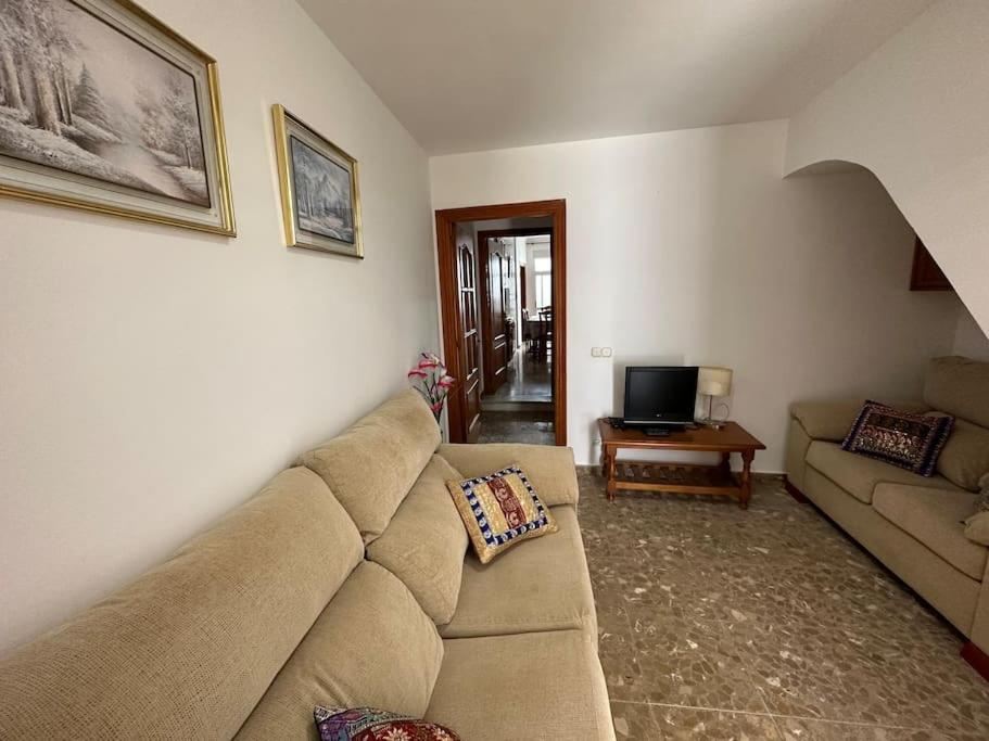 Center Apartment *