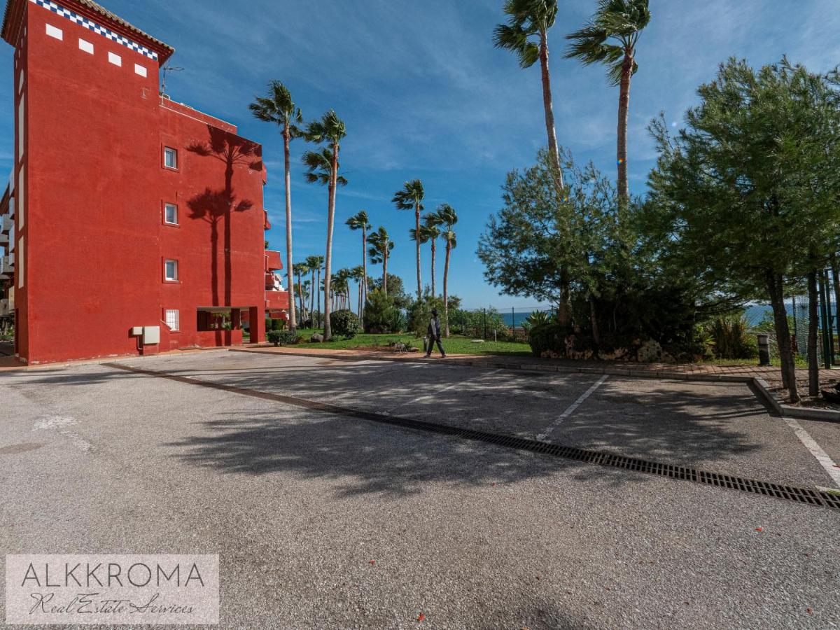 Punta Plata Apartment Estepona