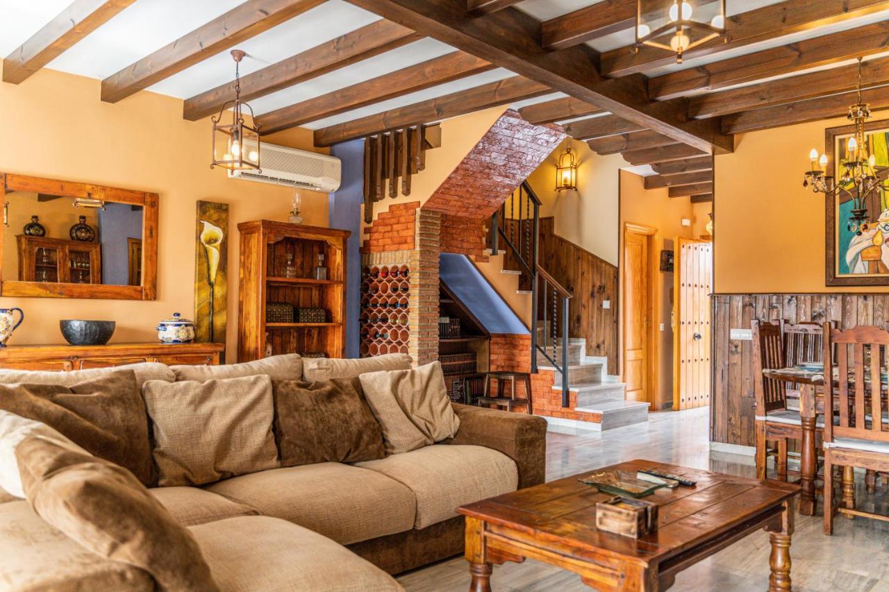 Villa Estilo Mediterranea Con Piscina, Jardin, Bbq Y Jacuzzi - Bel Air Real *