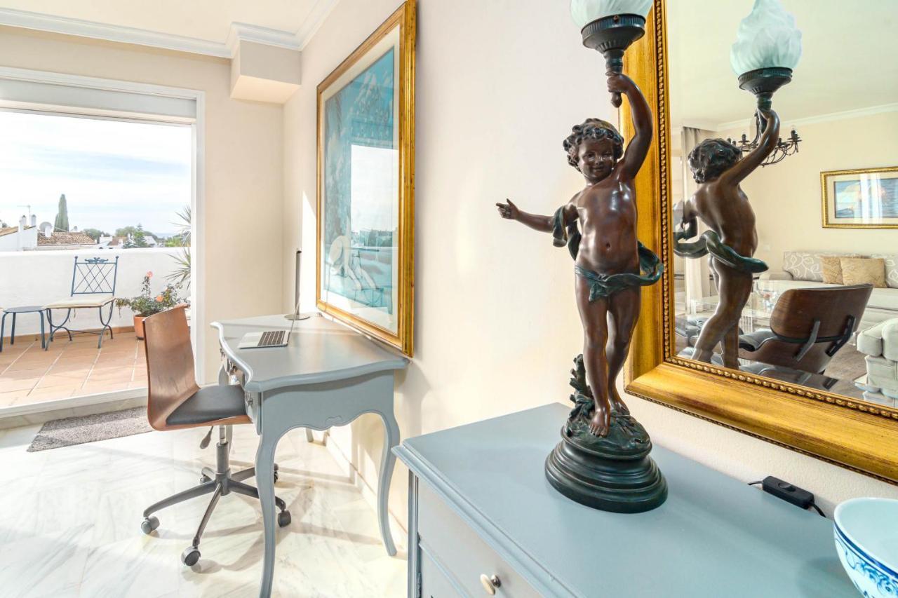 Andalusian Elegance In El Paraiso With 360 Views Over Sea And Mountains Apartment