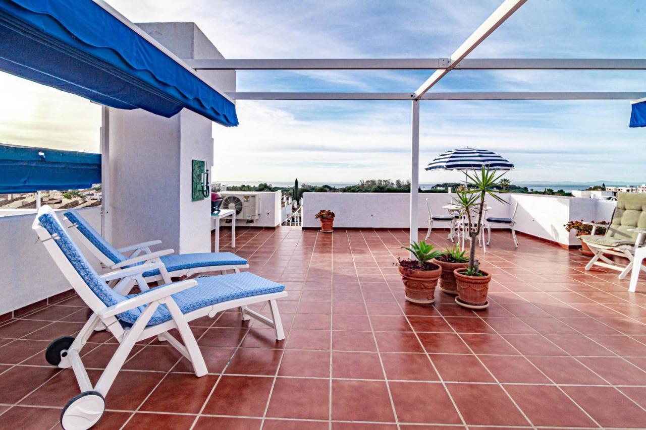 Andalusian Elegance In El Paraiso With 360 Views Over Sea And Mountains Apartment