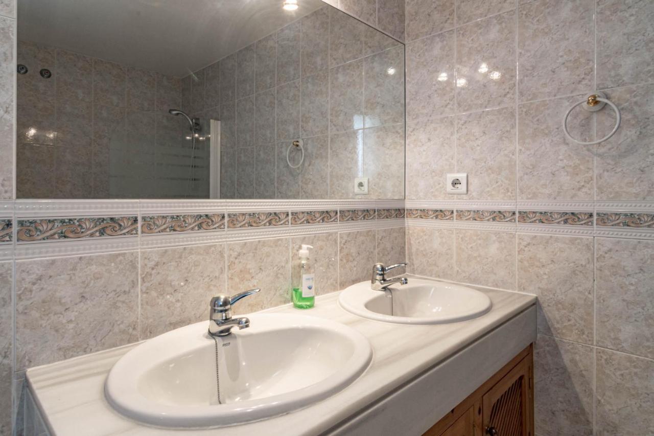 Andalusian Elegance In El Paraiso With 360 Views Over Sea And Mountains Apartment Estepona