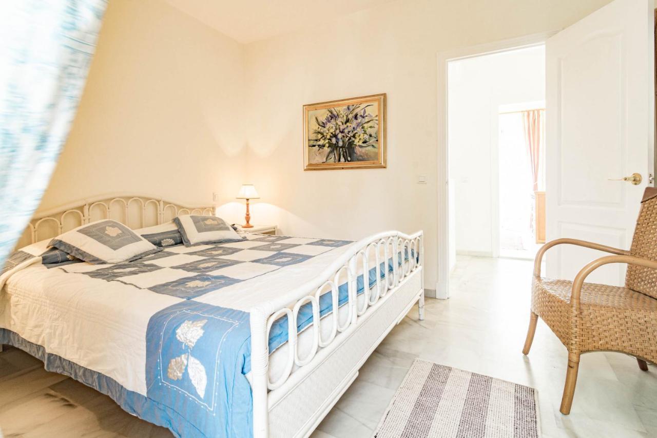 Andalusian Elegance In El Paraiso With 360 Views Over Sea And Mountains Apartment