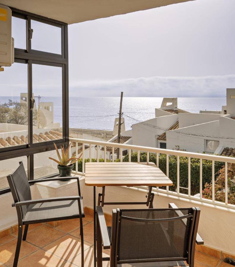 Sunny Apartment *