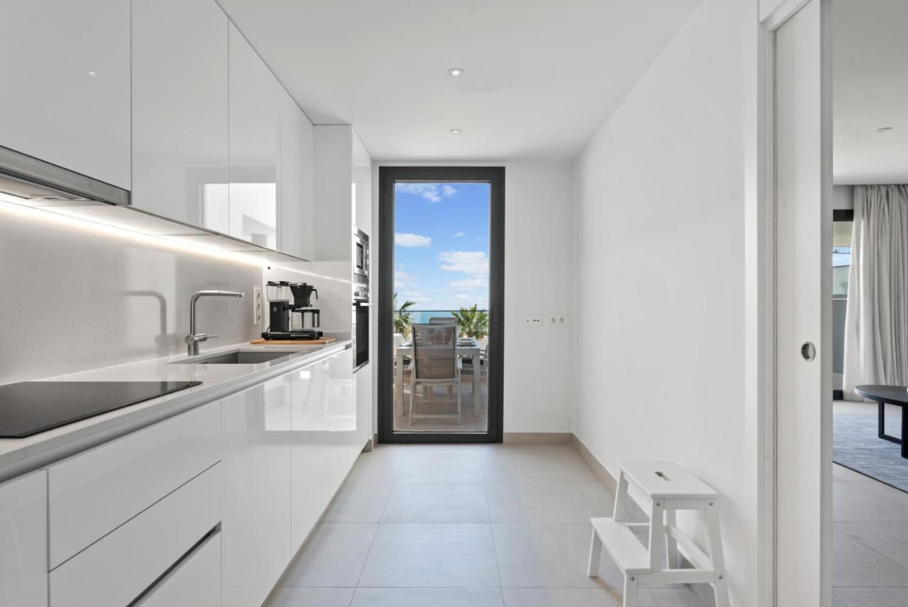 Seaview With Heated Pool By Costarentals - Ref M21 Estepona