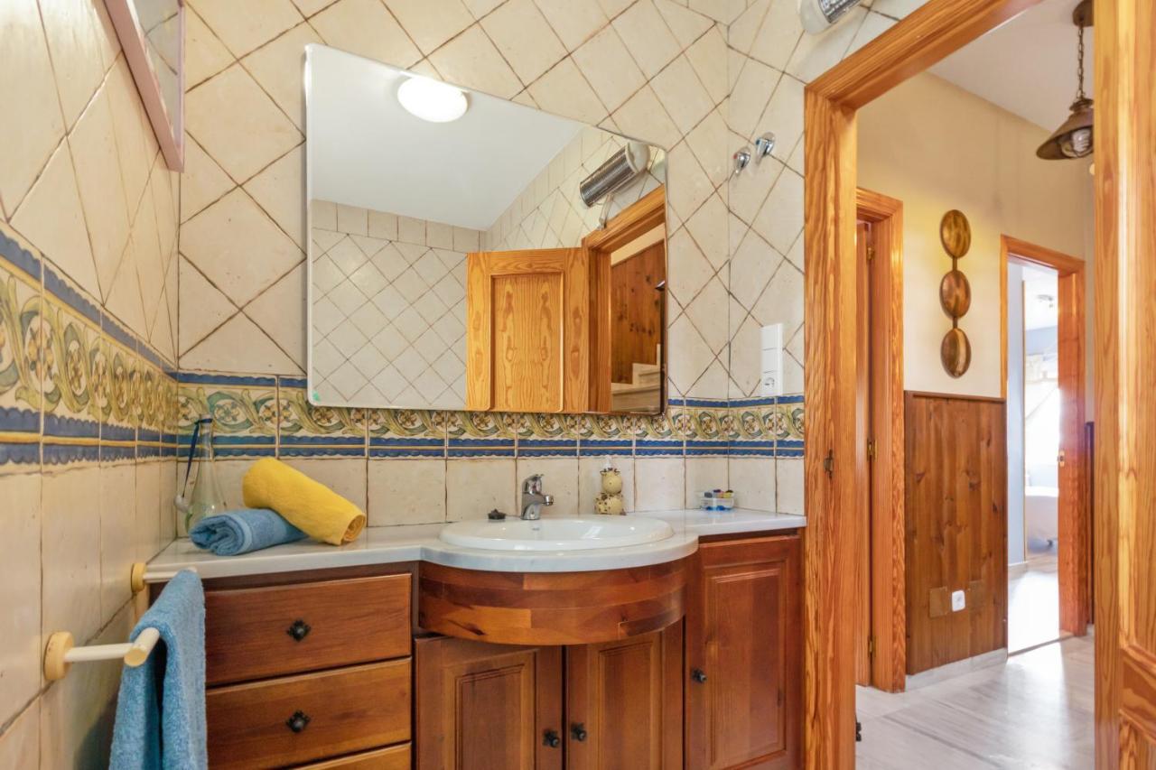 Estilo Mediterranea Con Piscina, Jardin, Bbq Y Jacuzzi - Bel Air Real * Estepona