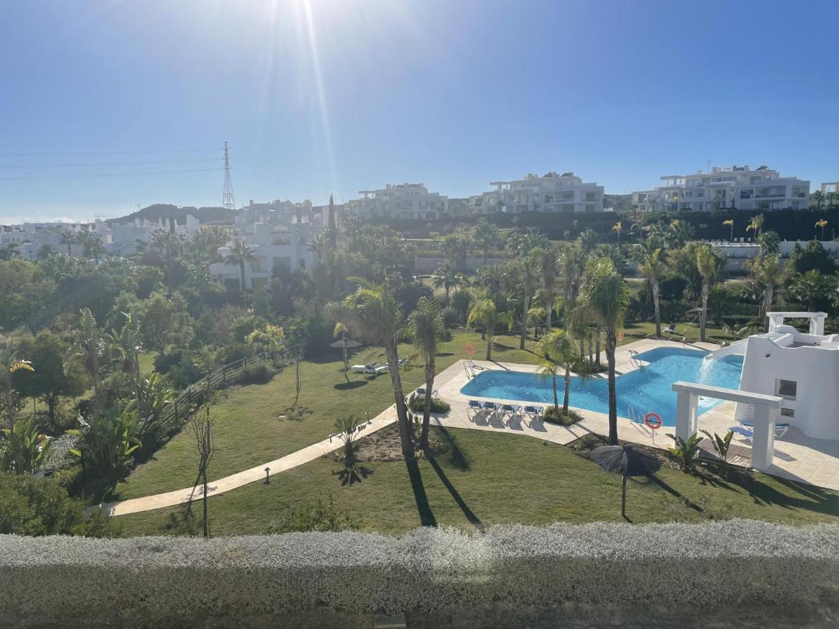 Apartment Stunning Modern 2 Bedroom - Alcazaba Lag