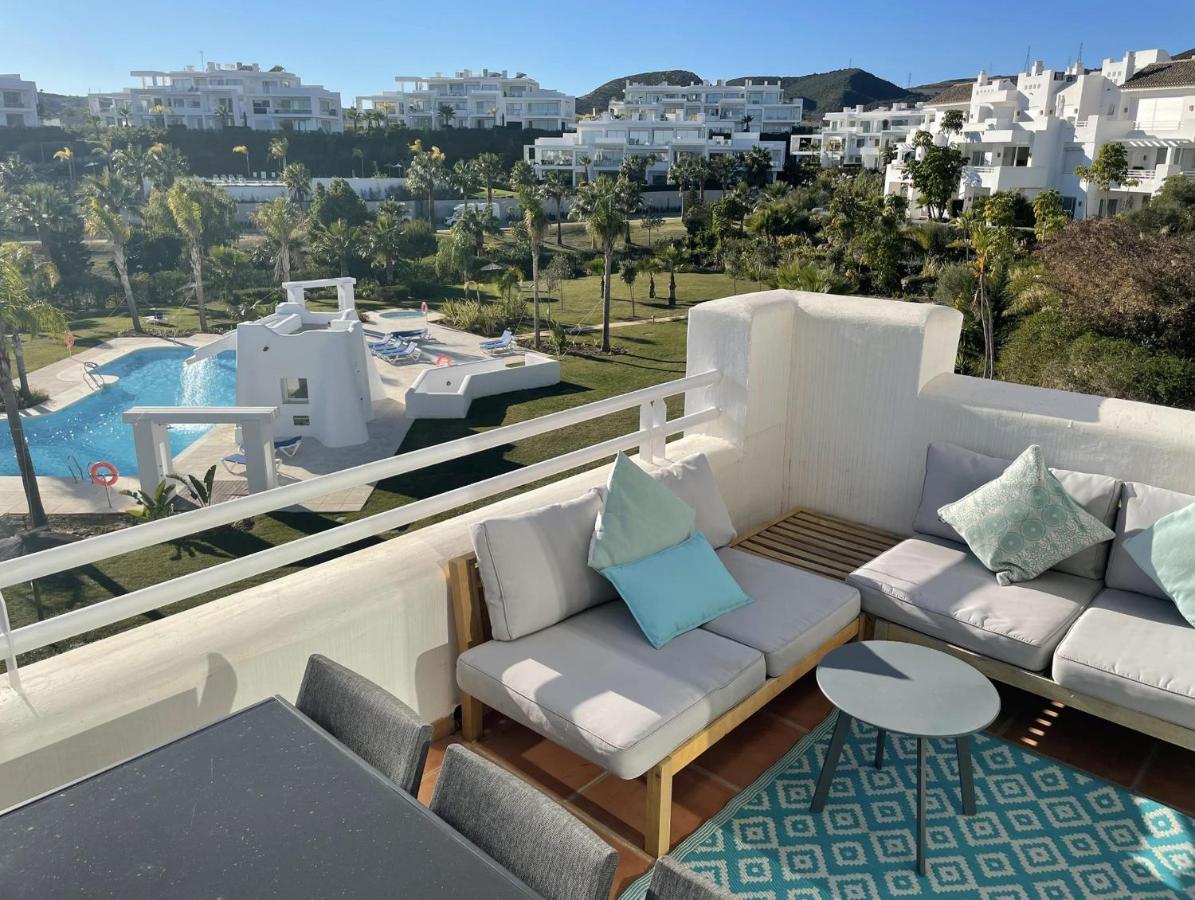 Stunning Modern 2 Bedroom - Alcazaba Lag * Estepona