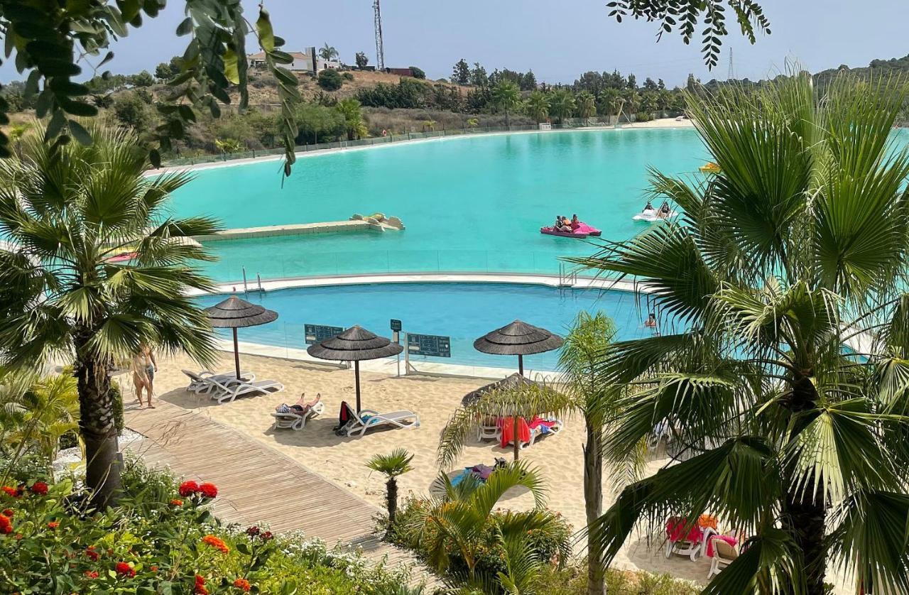 Apartment Stunning Modern 2 Bedroom - Alcazaba Lag *