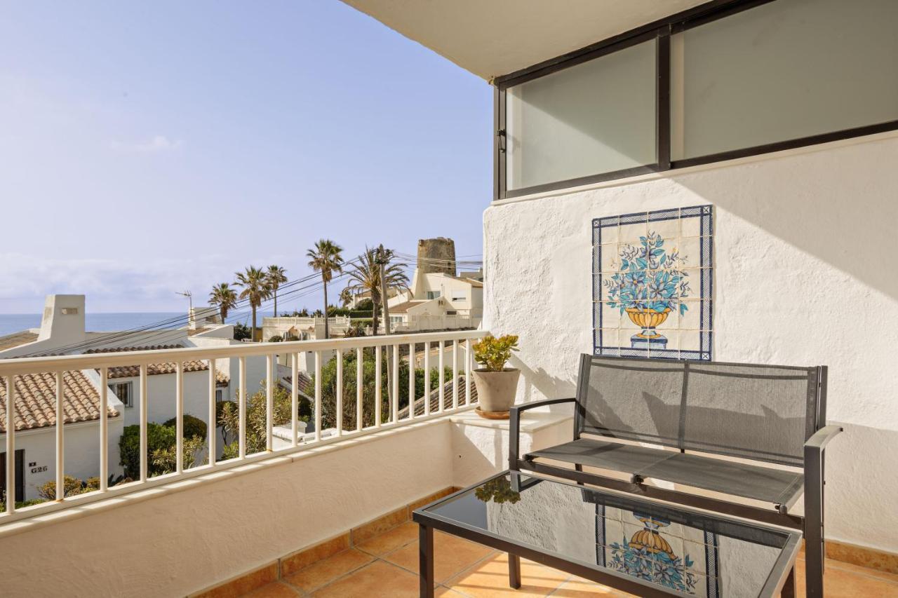 Sunny * Estepona