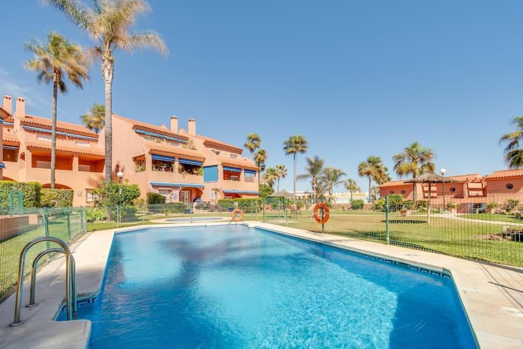 Holiday home Beachfront Townhouse Estepona