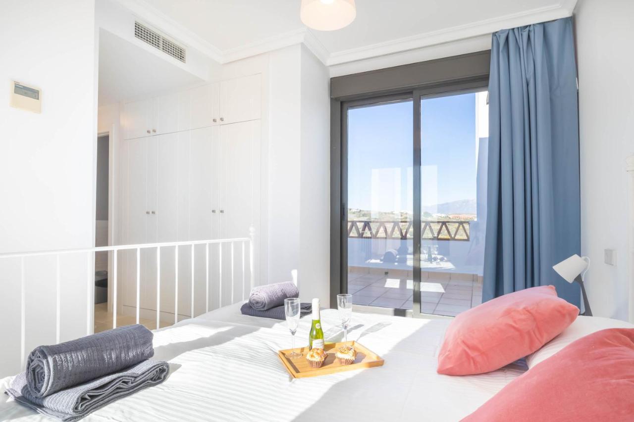 Sunset Sunshine Pool And Golf - Happy Apartamento Estepona