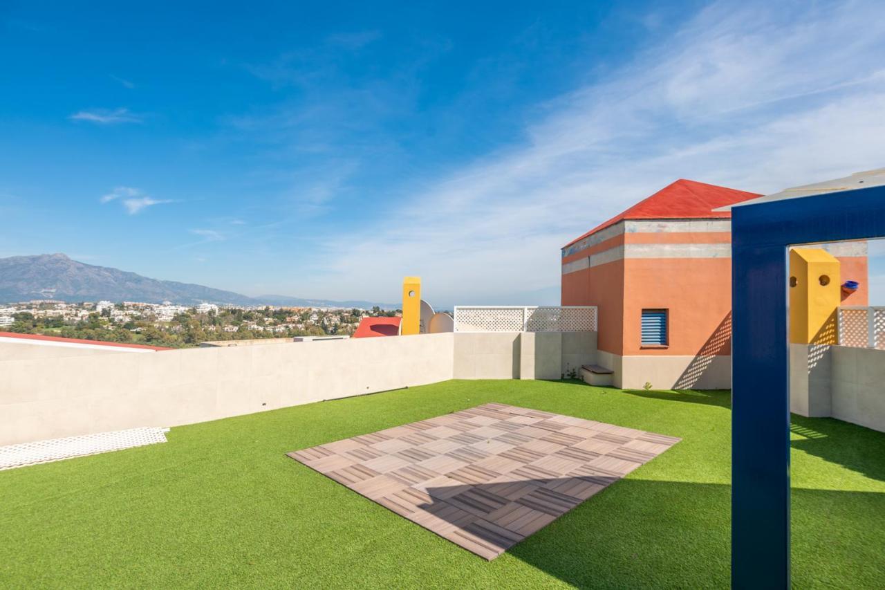 Con Piscina, Golf Y Solarium By Rent Me Estepona