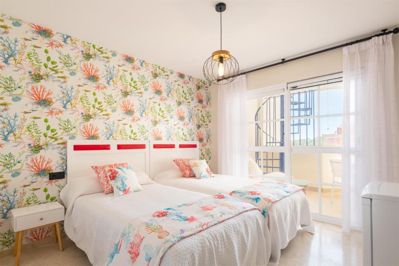 Con Piscina, Golf Y Solarium By Rent Me * Estepona