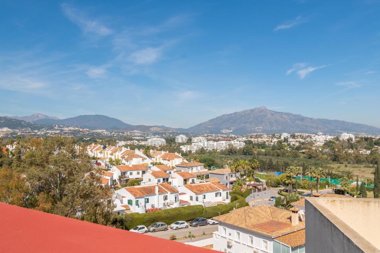 Con Piscina, Golf Y Solarium By Rent Me * Estepona