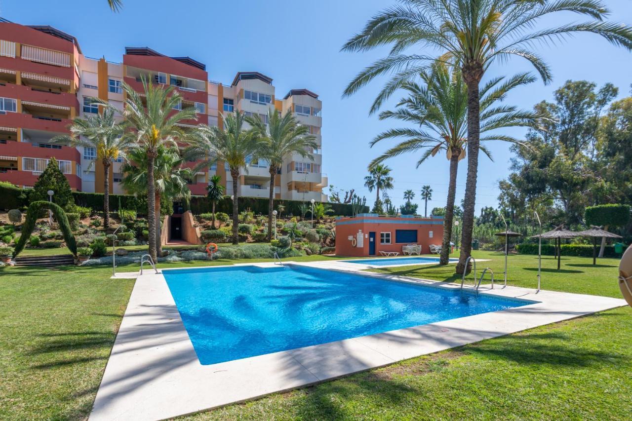 Apartment Con Piscina, Golf Y Solarium By Rent Me