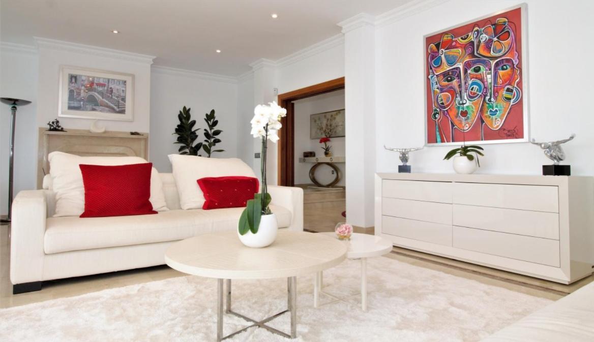 Villa Marbella Sea View 10 Bedrooms *