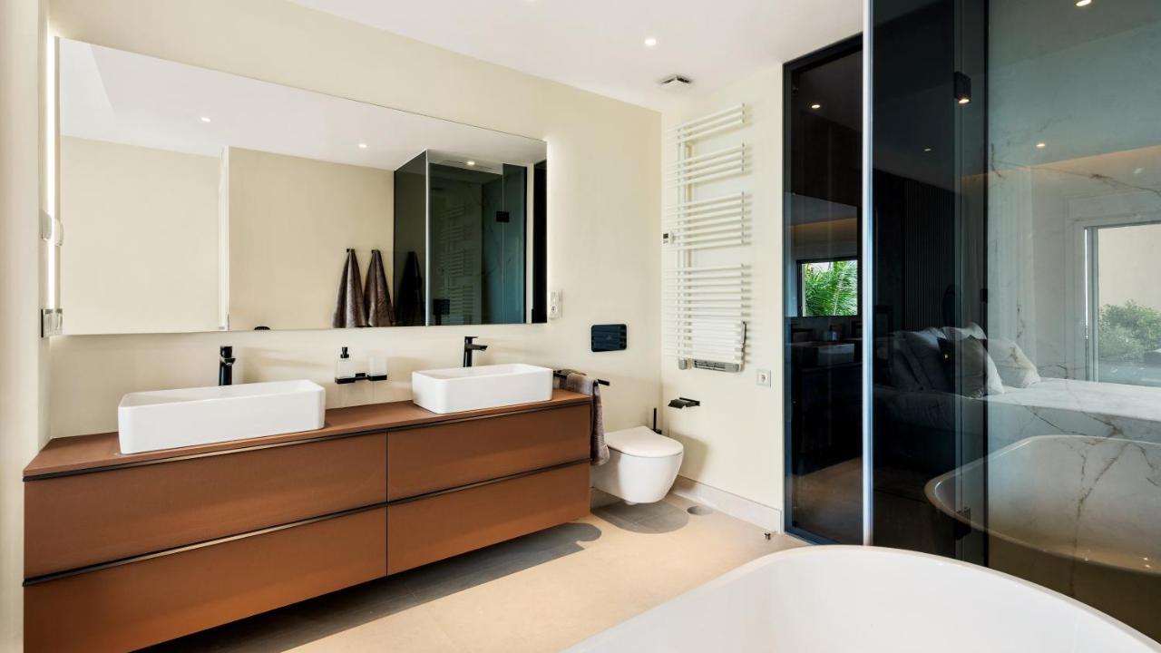 Frontline Luxury 10 Mins From Puerto Banus Rdr303 Appartement