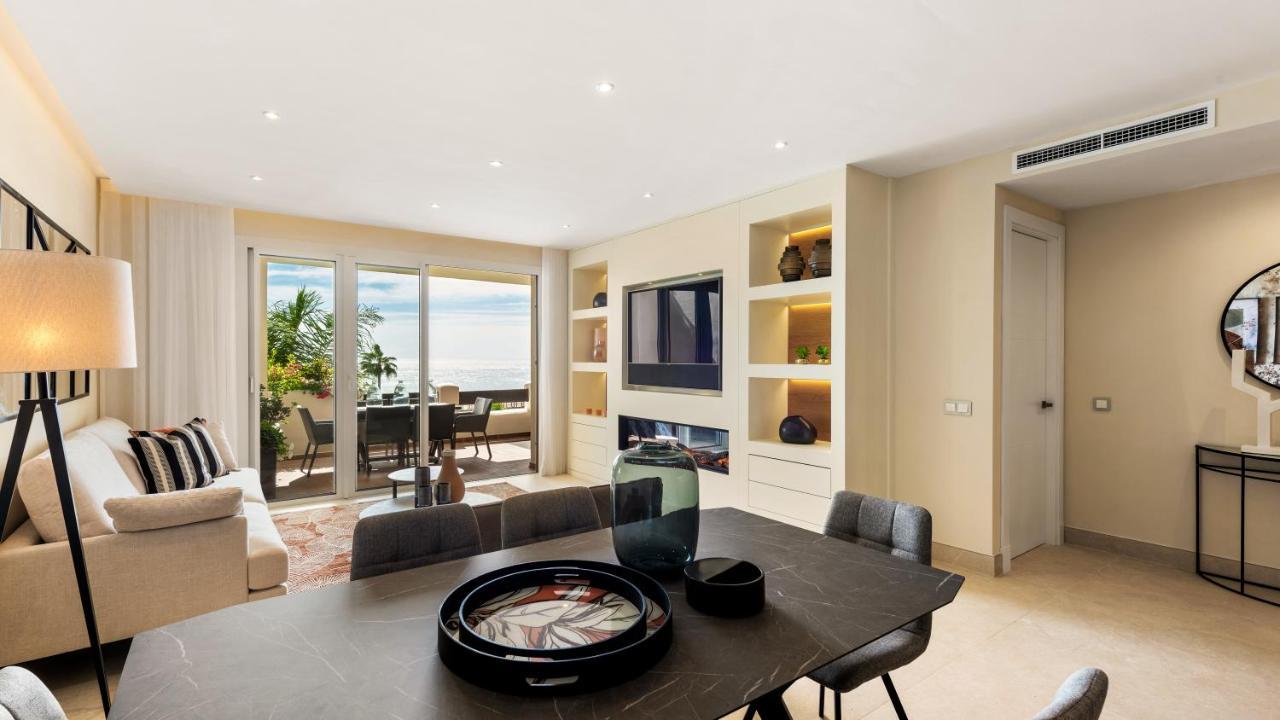 Frontline Luxury 10 Mins From Puerto Banus Rdr303 Estepona