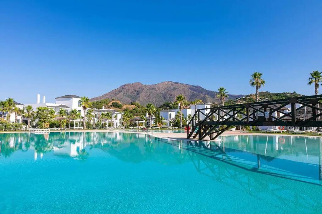 Hills Luxury 3 Bed Apartamento