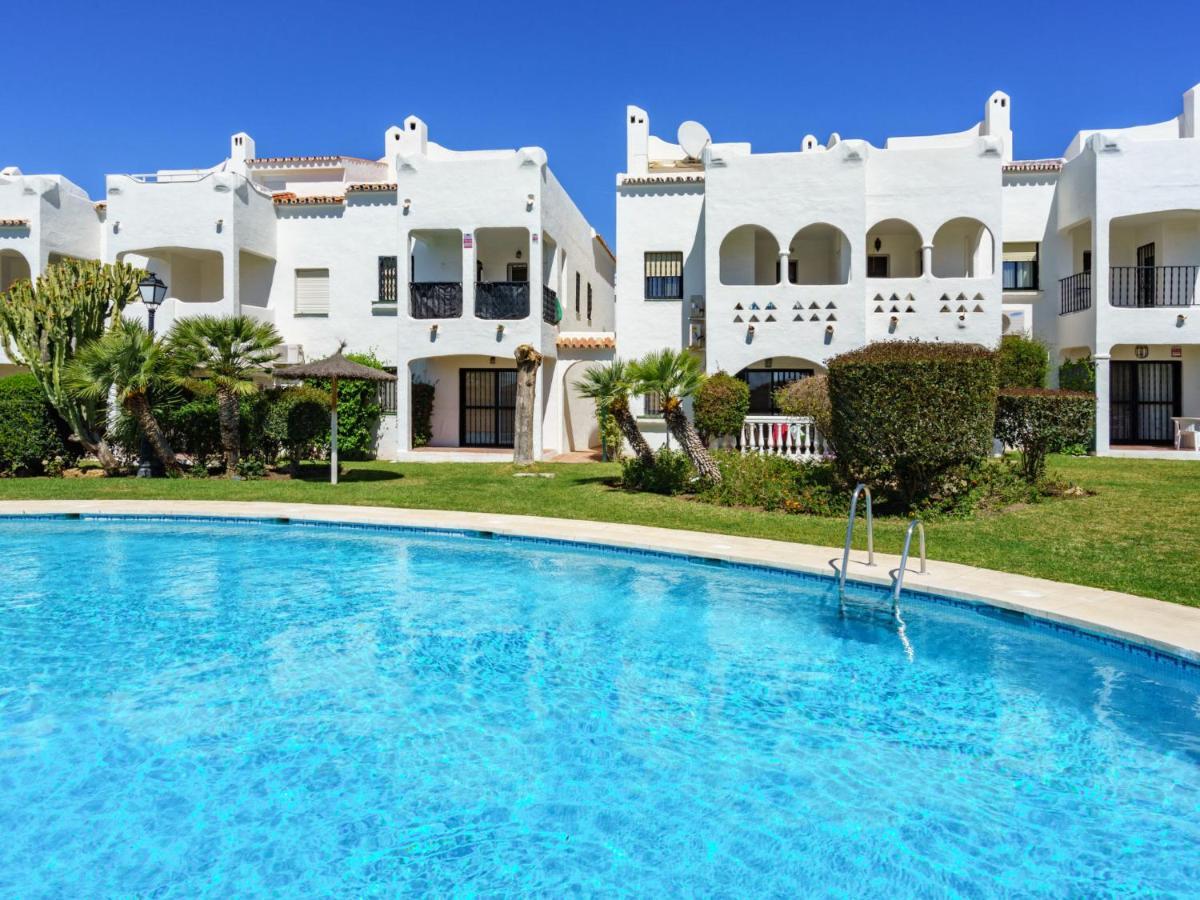 Andalucia Pinos By Interhome Estepona