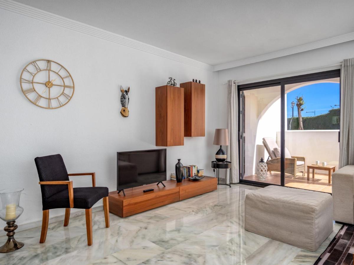 Andalucia Pinos By Interhome Estepona