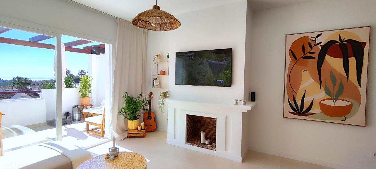 Unique & Fashionable 3 Bedroom - Views