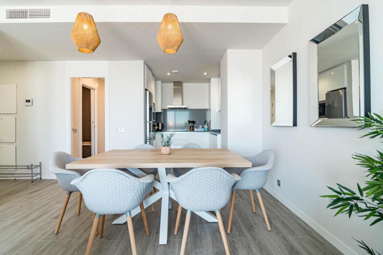 Lm351a- Luxury 3 Bed Family Apartment Estepona