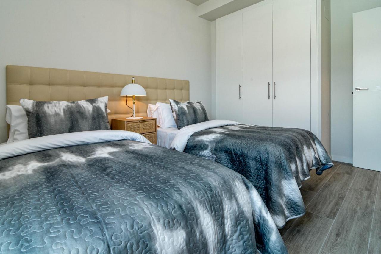 Lm351a- Luxury 3 Bed Family * Estepona