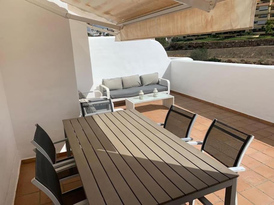Ruim Zonnig Met Groot Terras In Mooi Complex, Op 15' Te Voet Het Strand; Op 10' En Puerto Banus. *