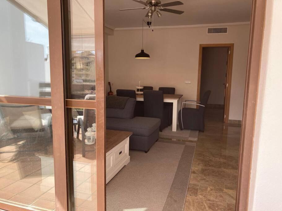 Ruim Zonnig Met Groot Terras In Mooi Complex, Op 15' Te Voet Het Strand; Op 10' En Puerto Banus.