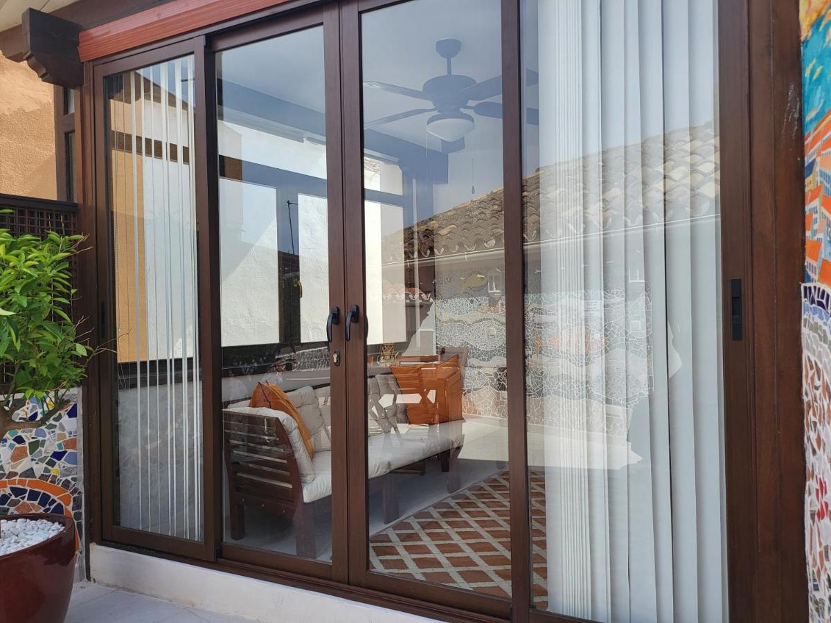 Casa Florestos - Duplex Gris Old Town Apartment