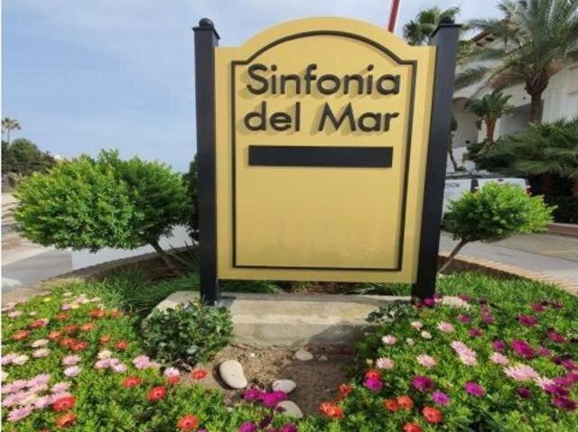 Seaside Vista Terrace: Panoramic Costa Del Sol Retreat *