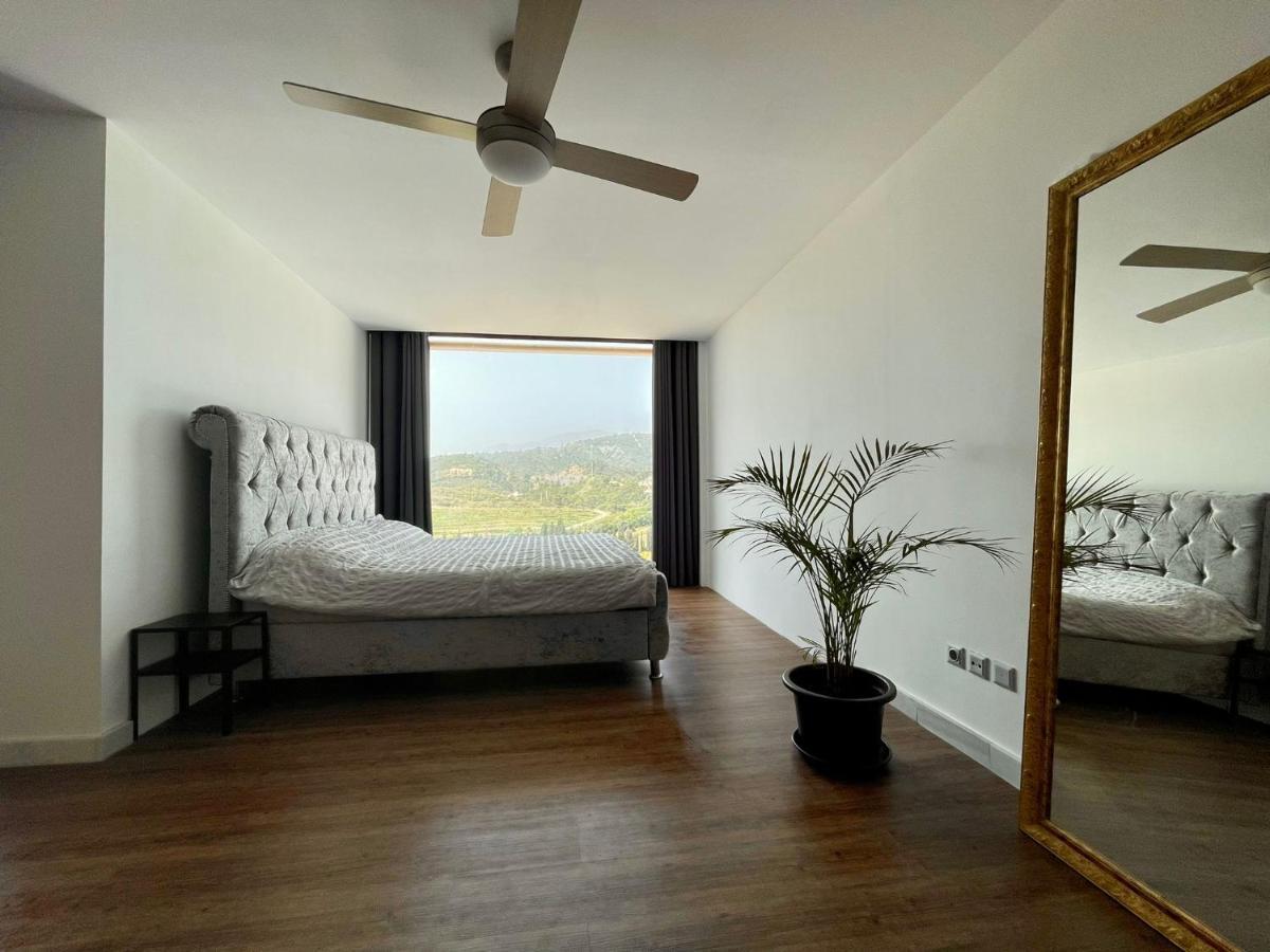 Parque Botanico & Country Club Apartment Estepona