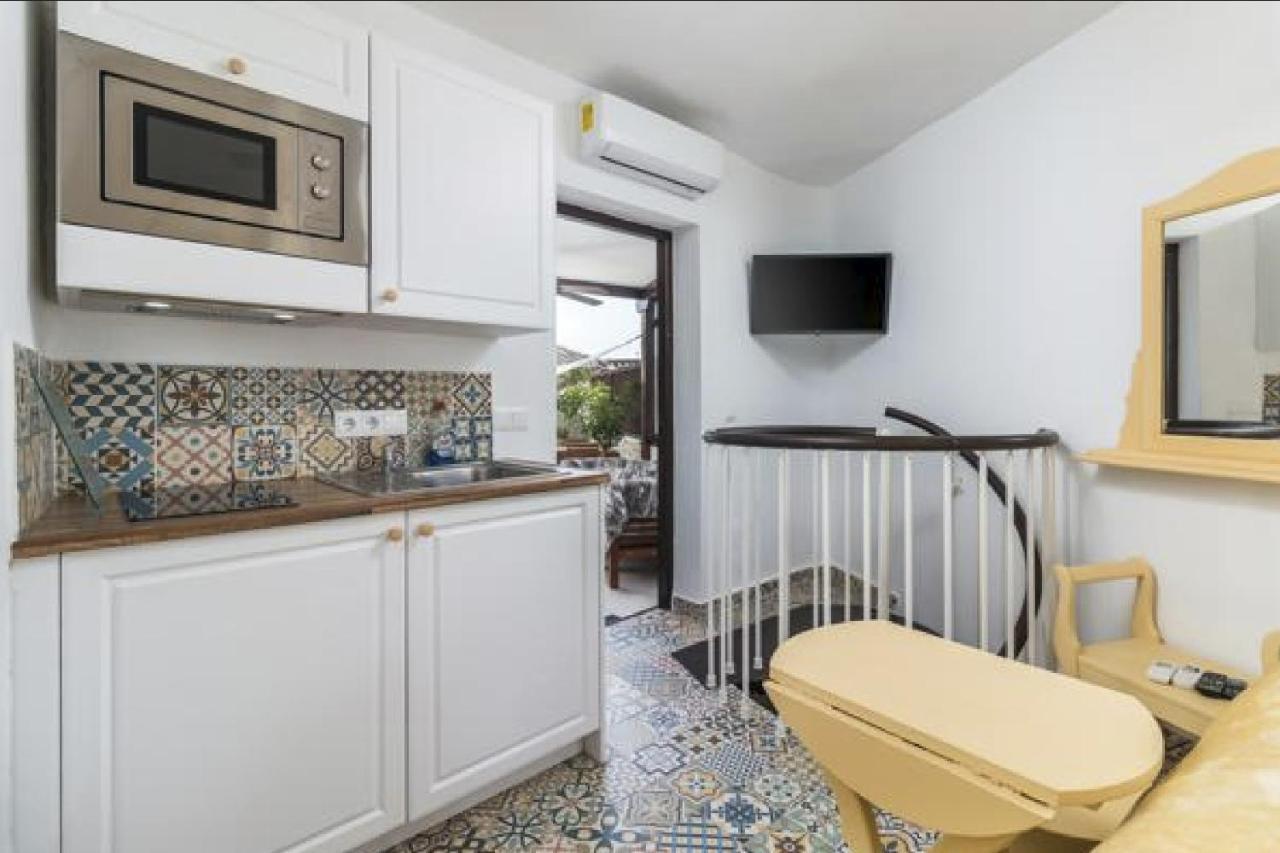 Casa Florestos - Duplex Gris Old Town Apartment *