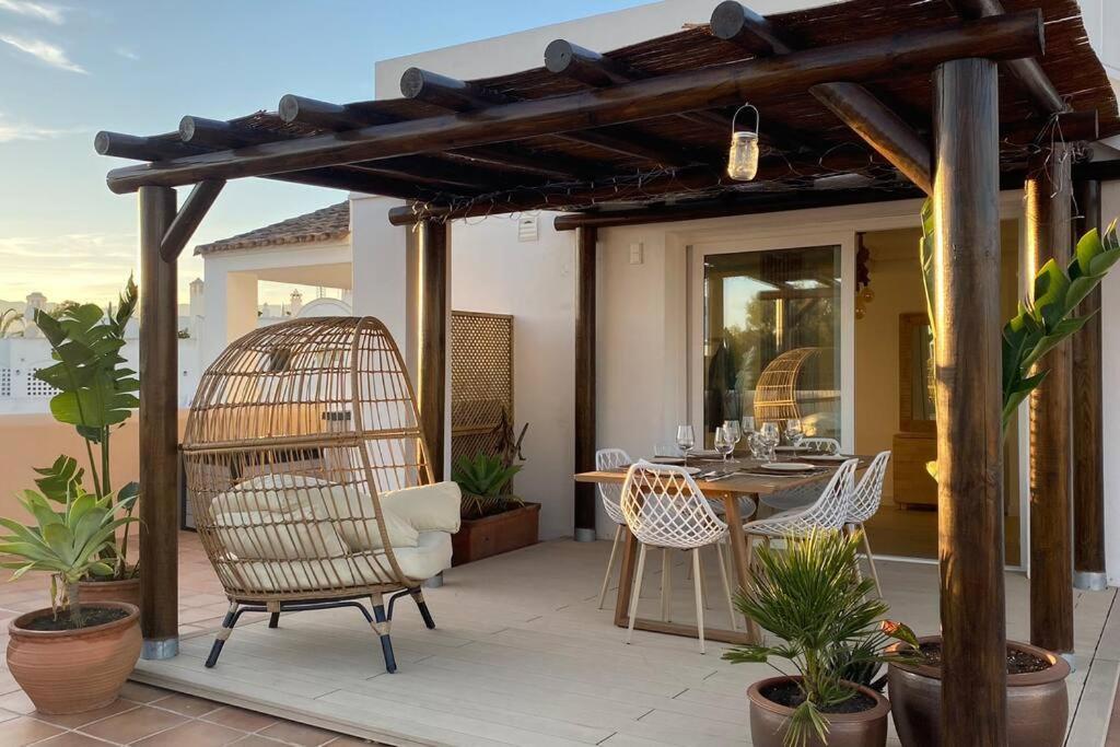 Appartement Luxurious Penthouse With 180m2 Sunlit Terrace *